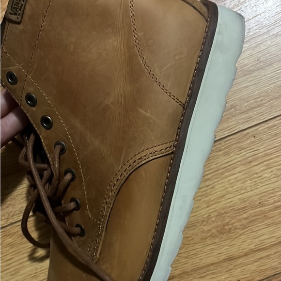 Vans Sahara Light Brown Leather Boots - Picture 2 of 4